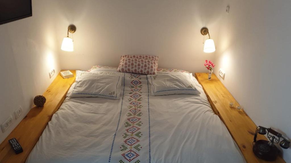 Jerusalem City Centre Apartment | יחידת דיור מקסימה במרכז העיר בנחלאות 5 דקות מהכל
