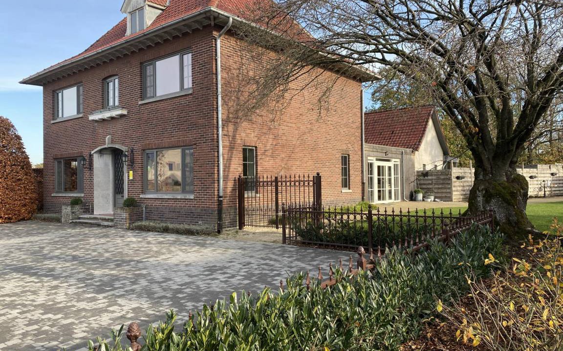 Grote-Brogel House | 3720 m² House ∙ 8 bedrooms ∙ 20 guests