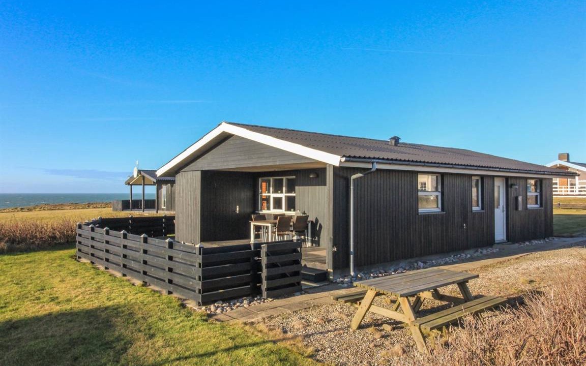 Nr. Lyngby Strand House | 69 m² House ∙ 2 bedrooms ∙ 4 guests