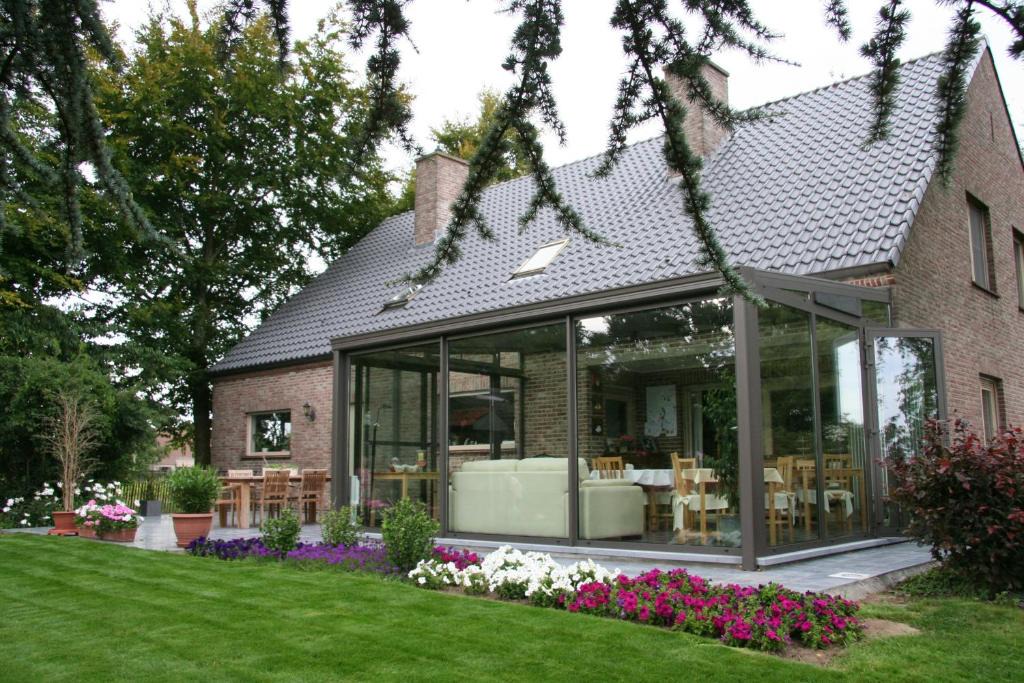 Aartrijke Bed & Breakfast | B&B Artiriacumhoeve
