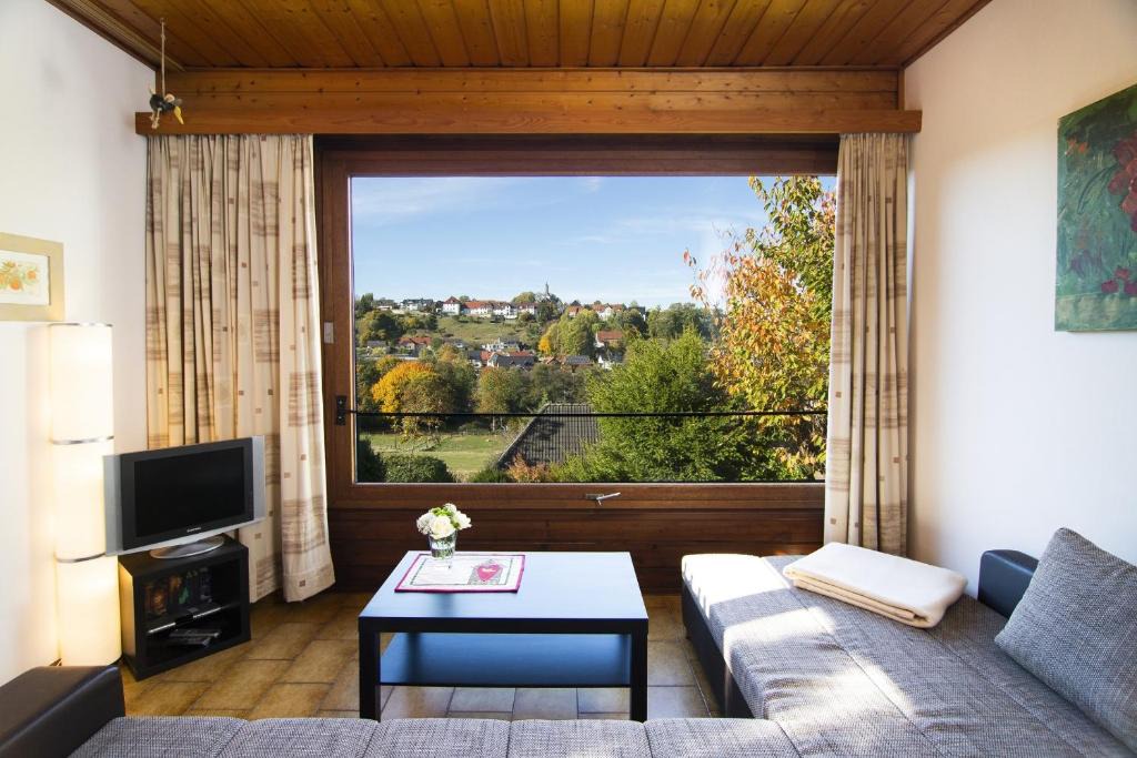 Bad Wuennenberg Apartment | Ferienhaus Blumenhain - Wohnung "Panoramablick"