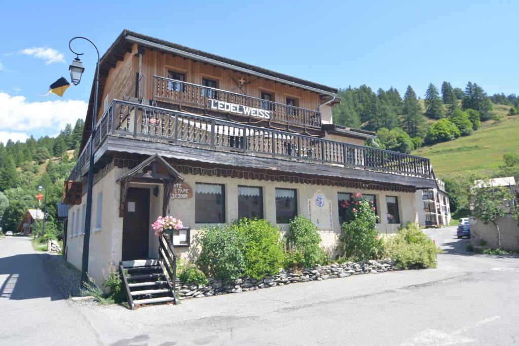Abries House | Gite Edelweiss