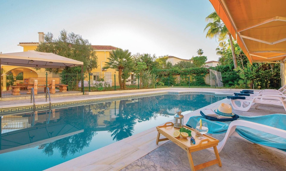 Benalmadena Costa House | Gorgeous home in Benalmádena with WiFi