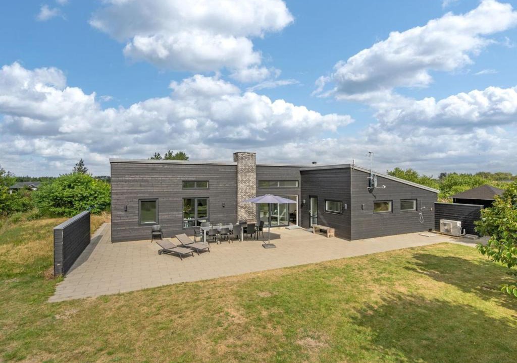 Skaven Strand House | Holiday Home Weike - 950m to the inlet by Interhome