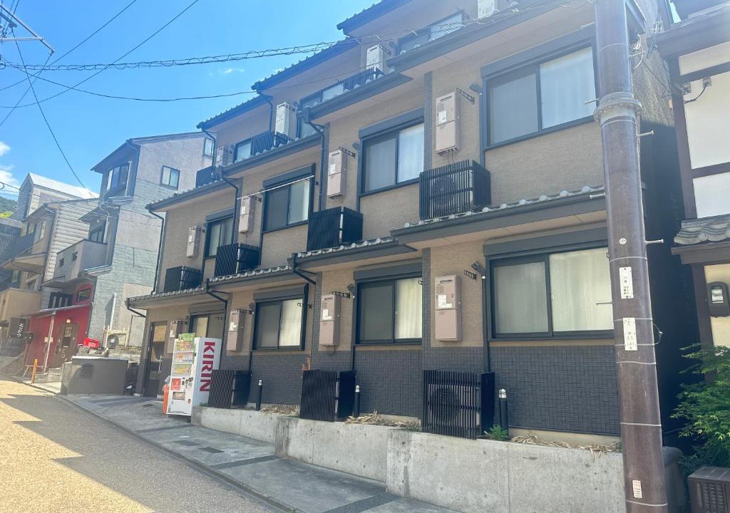 Sannenzaka Ninenzaka Apartment | Home in Kyoto清水三年坂民宿