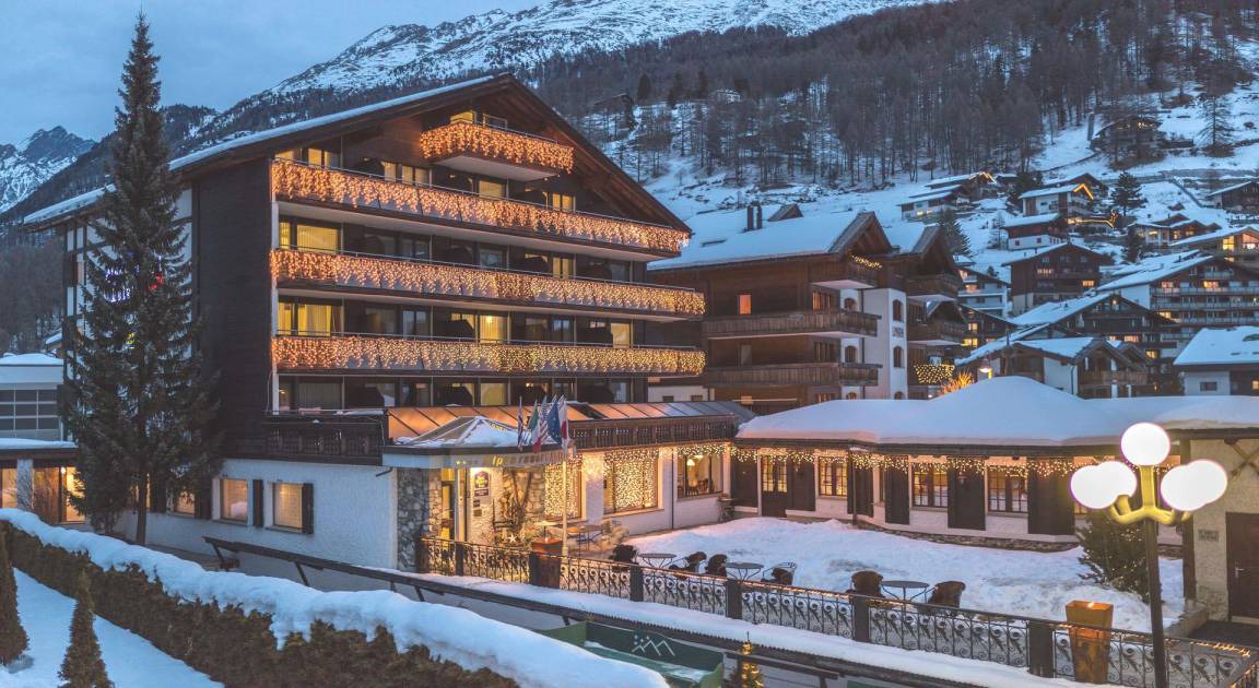 Zermatt Hotel | Hotel ∙ 4 guests