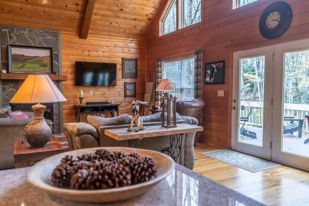 Blowing Rock House | Moss Haven Cabin - Peaceful Blowing Rock Getaway