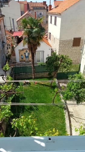 Split House | Old stone house in historical area