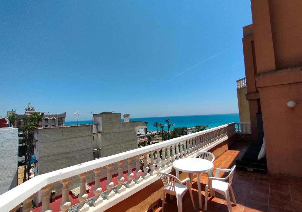 El Grau de Moncofa Apartment | Playa Paradís - Primera linea de playa - AP-7 3min - Self check-in 24h