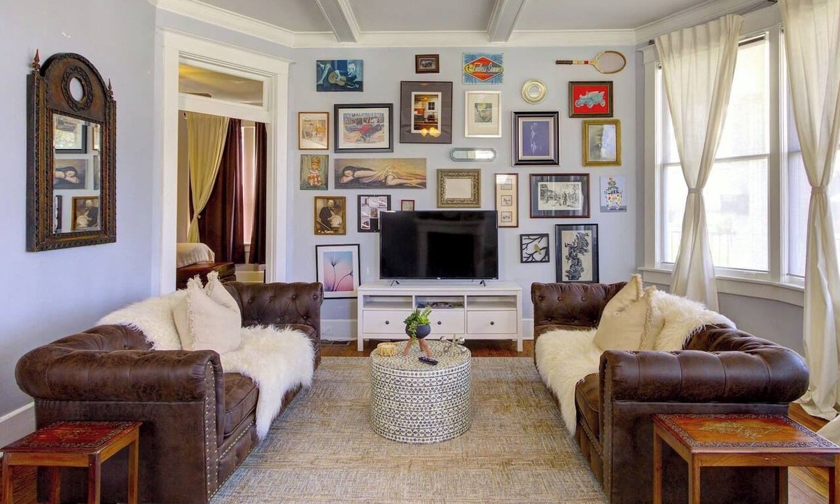 Evergreen Apartment | Spacious Colonial | Fireplace | Close to Overton