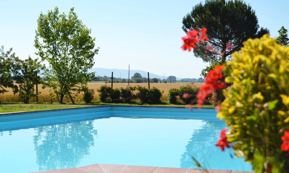 Cortona Villa | Stunning private villa for 12 people with A/C, private pool, WIFI, TV, terrace and pets allowed
