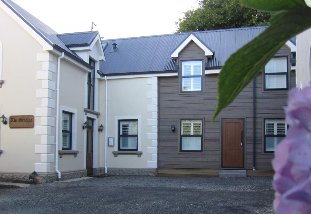 Dunedin City Centre Hotel | The Stables Dunedin