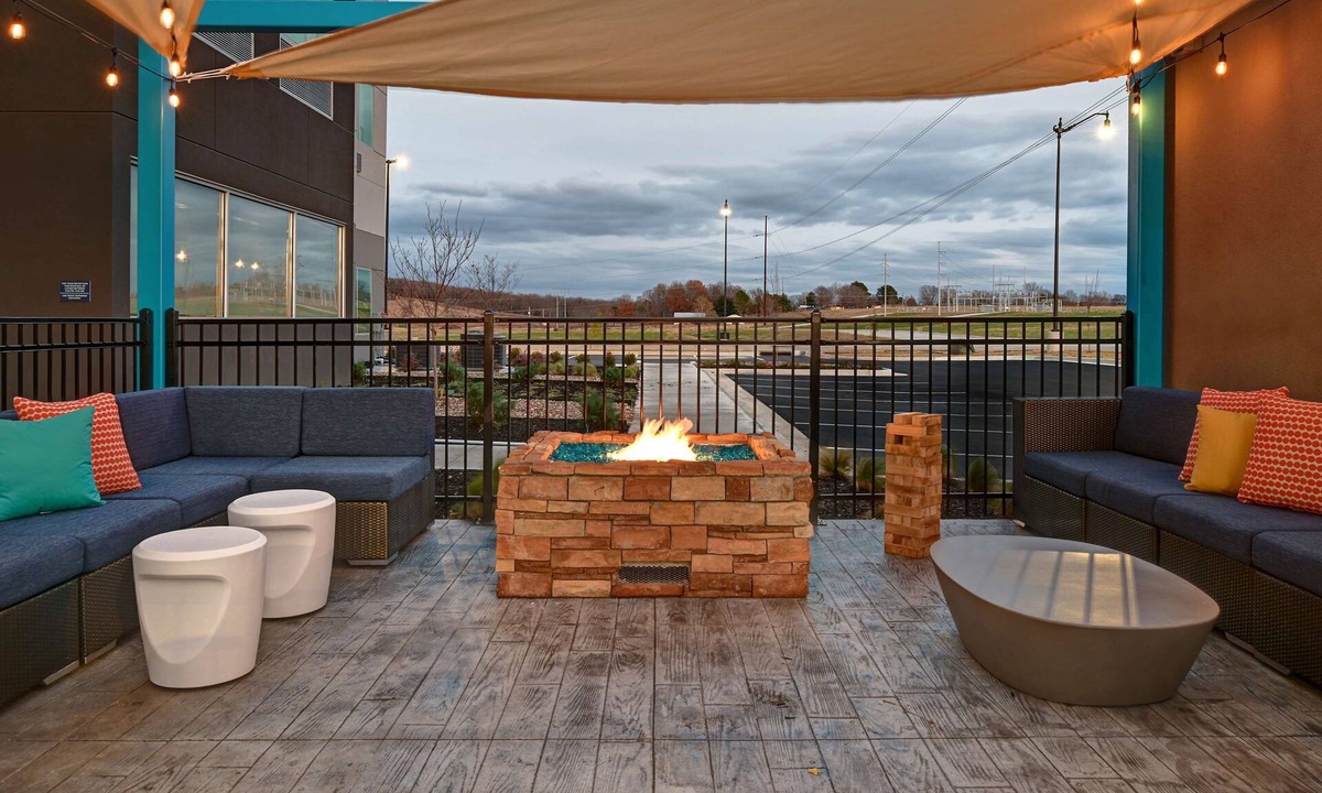 Tahlequah Hotel | Tru by Hilton Tahlequah
