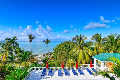Gambier Apartment | Viking Hill Oceanfront Hostel & Resort