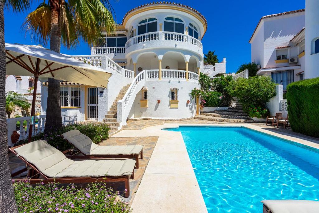 Mijas Villa | Villa in Cerros del Aguila