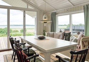 6 person holiday home in Grevinge
