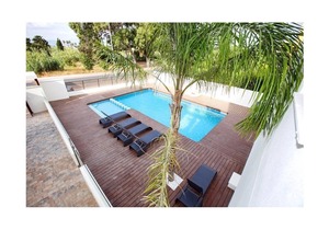 bajo con jardín B4 - Three Bedroom Apartment, Sleeps 6