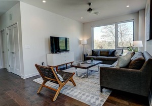 Broadway Loft 220: Downtown Asheville's newest gem, upscale luxury!
