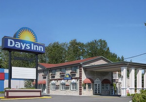 Days Inn by Wyndham Everett