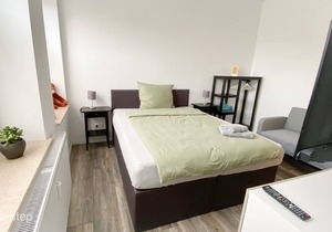 modern apartment * Netflix * App.5