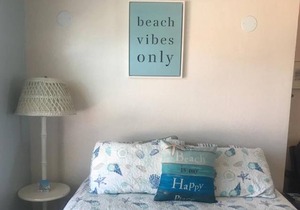 Ocean view studio in Capitola Village - Location!