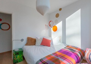 Unit 6 - Colorful Smart Home Triplex Private Garden & Parking