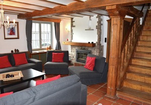 Vintage Farmhouse in Gouvy with Garden, Roofed Terrace, BBQ