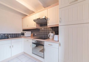 Vissershuisje 9/28 by Interhome