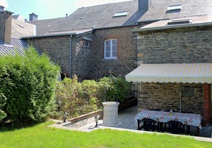 Welcoming Mansion with Sauna in Herbeumont