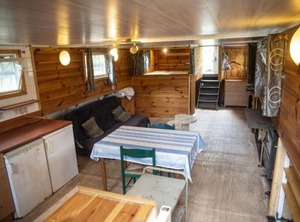 Comfy Houseboat Florennes The Forest | Florennes