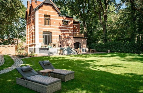 Antwerp Bed & Breakfast | 16 m² Bed and breakfast ∙ 2 guests