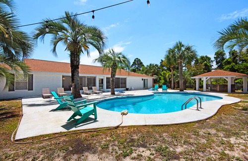 Gulf Pines House | 242 m² House ∙ 6 bedrooms ∙ 18 guests