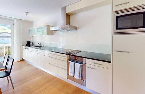 Lenz Apartment | 3.5 room holiday apartment Piz Linard Lantsch Lenz