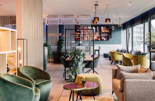 Kloten Hotel | 32 m² Hotel ∙ 10 guests