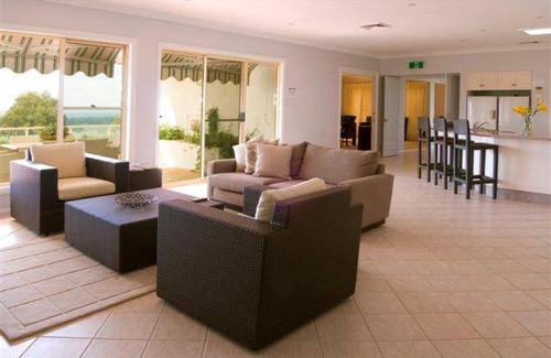 Kurrajong Hills Cabin | 350 m² Lodge ∙ 9 bedrooms ∙ 18 guests