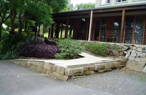 Kurrajong Hills Cabin | 350 m² Lodge ∙ 9 bedrooms ∙ 18 guests