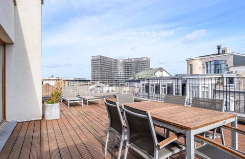 Ilot Sacre Apartment | 80 m² Serviced apartment ∙ 127 guests