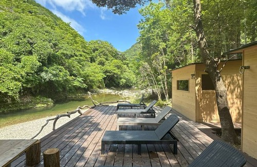 Susami Other | 90 m² Camping ∙ 1 bedroom ∙ 6 guests