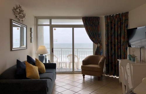 Myrtle Beach Apartment | Atlantica Resort Beachfront Condo on the Beach