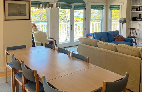 Seal Cove House | Compass Rose