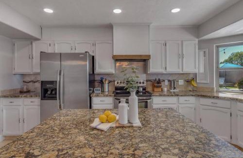 North Center Revitalization Association House | Complete Luxury Home w/Pool, Spa & Putting Green