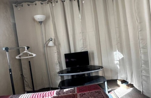 Potsdam Apartment | Cozy Studio Downtown Potsdam