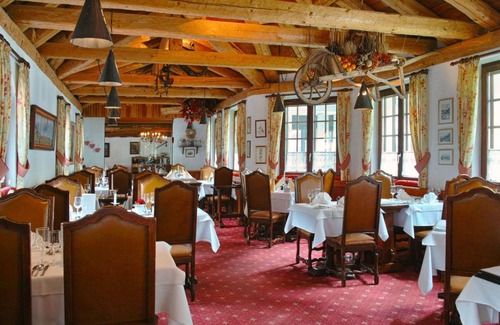 Zermatt Hotel | Hotel ∙ 4 guests