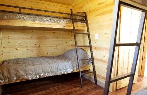 Chapin House | House ∙ 2 bedrooms ∙ 4 guests