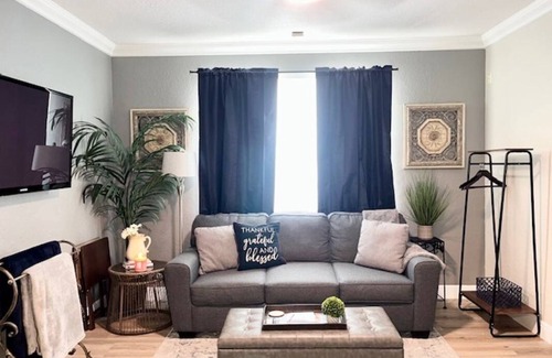 Pembroke Pines Resort | Private room ∙ 2 guests
