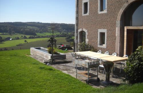 Limbourg House | À la Belle Vue