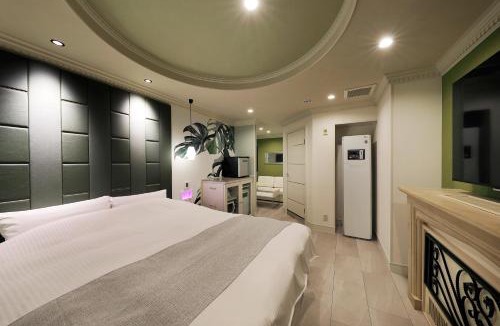 Gifu Hotel | ホテルバースデー岐阜西店 HOTEL Birthday GifuWest