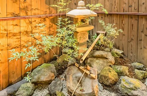 Sannenzaka Ninenzaka Villa | 慶有魚·八坂(Kyotofish·Yasaka)*近清水寺祗园5分钟*庭院地暖浴缸*京都民宿认证