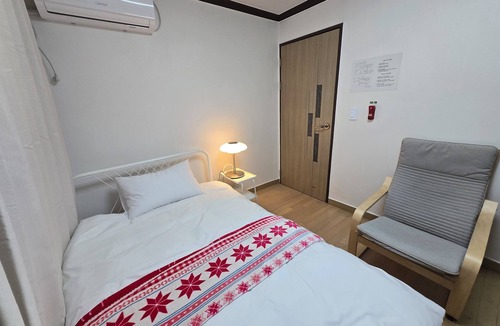 Insadong House | 경복궁청와대지하철 공항버스정류장까지 걸어서 5분인곳