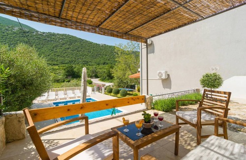 Kucice House | 156 m² Maisonette ∙ 4 bedrooms ∙ 8 guests